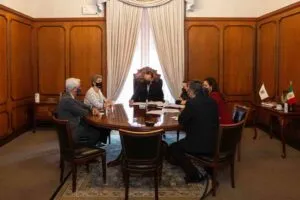 Mauricio Kuri sostiene reunión con rectora de la UAQ