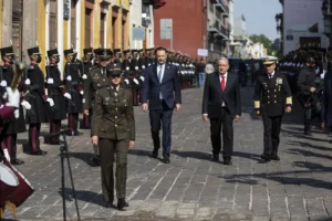Mauricio Kuri y AMLO conmemoran el 105 Aniversario de la Constitución de 1917 4 Mauricio Kuri y AMLO conmemoran el 105 Aniversario de la Constitución de 1917