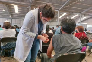 Vacunacion y uso de cubreboca son fundamentales para mitigar efectos de COVID 19 1