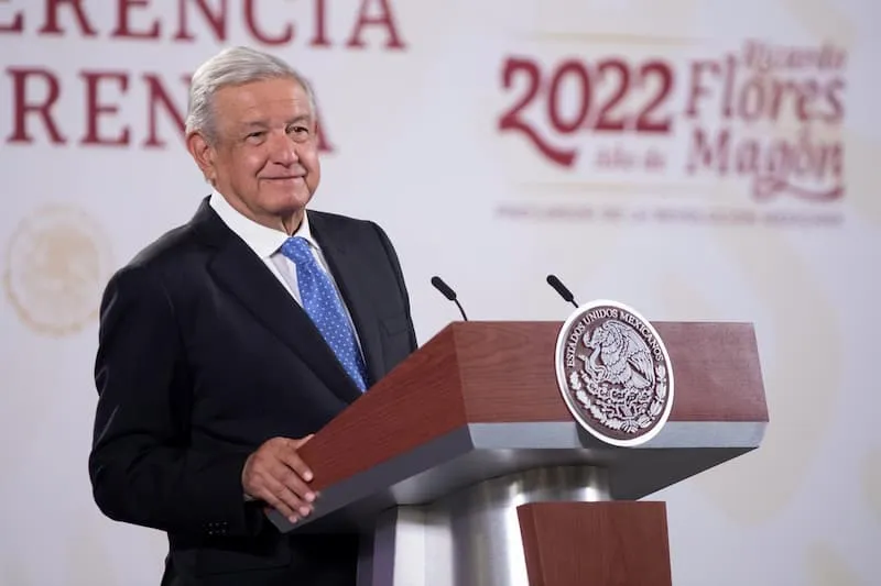 AMLO refrenda compromiso para dar justicia a los 43 normalistas de Ayotzinapa 2