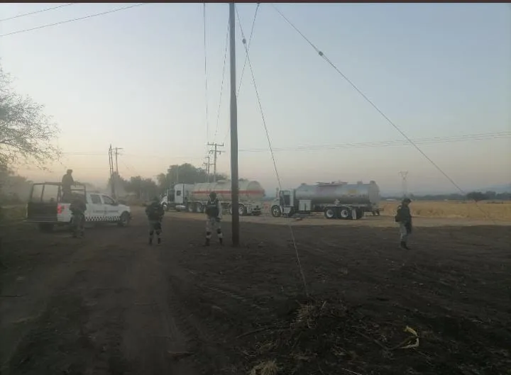 Asegura Guardia nacional 30 mil hidrocarburo en SJR.