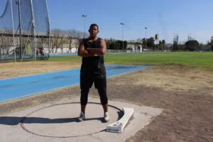 Atleta queretano de lanzamiento de bala se prepara rumbo a Macrorregionales CONADE 2 Atleta queretano de lanzamiento de bala se prepara rumbo a Macrorregionales CONADE