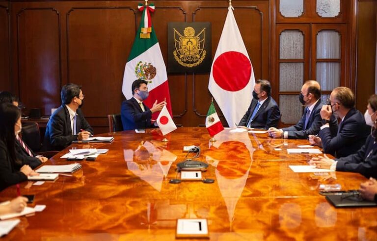 Mauricio Kuri recibe a embajador de Japón en México