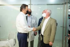 Mauricio Kuri visita planta Tetra Pak Querétaro