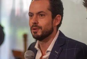 Necesario adoptar un nuevo modelo de paternidad Paul Ospital scaled