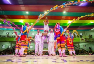 Da inicio la edicion 51 del Concurso Nacional de Huapango en San Joaquin 2
