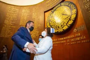 Autoridades estatales reconocen a las y los enfermeros de Querétaro