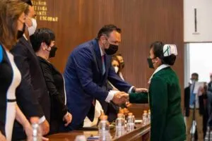 Autoridades estatales reconocen a las y los enfermeros de Querétaro