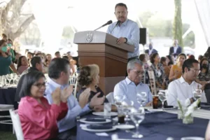 Mauricio Kuri refrenda compromiso con el sector salud de Querétaro 4 Mauricio Kuri refrenda compromiso con el sector salud de Querétaro