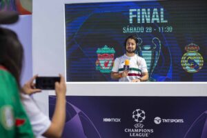 Realizaron 1er Fan Fest de la UEFA Champions League en Querétaro