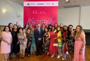 USEBEQ festeja Dia de las Madres para personal administrativo 1
