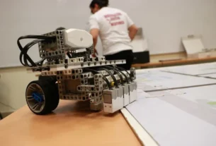 Estudiantes de UPQ avanzan a etapa nacional de torneo de minirobotica 1