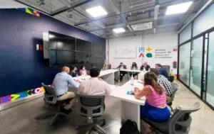 Gobierno de Querétaro brinda apoyo a menor que sufrió bullying en Telesecundaria