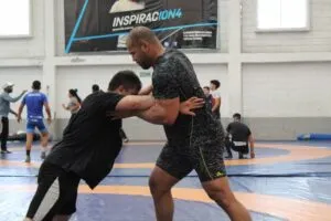 Luchadores élite de Chile y Ecuador entrenan en Querétaro 3 Luchadores élite de Chile y Ecuador entrenan en Querétaro