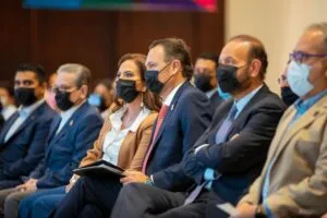 Mauricio Kuri asistió a la presentación del programa Sectorial de Educación en Querétaro 3 Mauricio Kuri asistió a la presentación del programa Sectorial de Educación en Querétaro