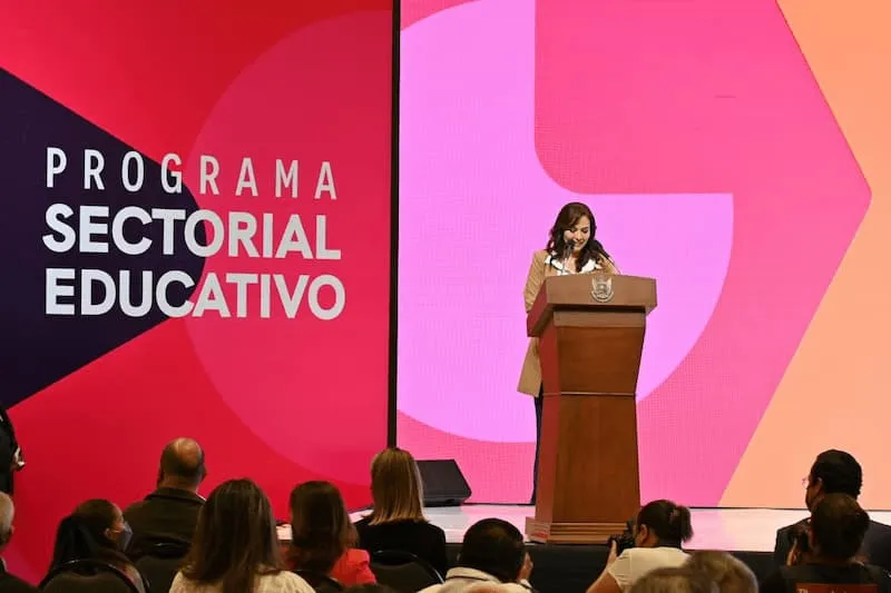 Programa Sectorial de Educacion instrumento para llevar a Queretaro al siguiente nivel 2