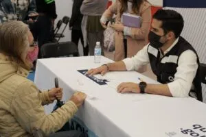 SEDESOQ entrega Apoyo Emergente a jefas de familia de El Marqués