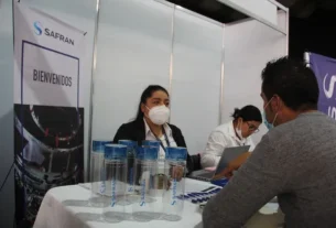 Secretaria del Trabajo realizo 5ta Feria Estatal de Empleo en la UAQ 1