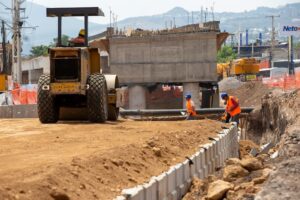 Mauricio Kuri supervisa avance de obras en municipio de Corregidora