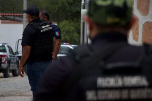 3 sujetos en prisión por robo a joyería en Querétaro