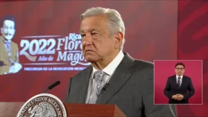AMLO se compromete a garantizar justicia en caso de Ayotzinapa 3 AMLO se compromete a garantizar justicia en caso de Ayotzinapa
