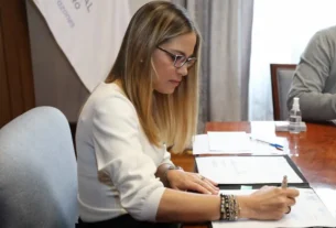 DIF Estatal firma convenio para apoyar educacion de la ninez y adolescencia en Queretaro 2