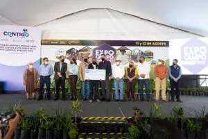 Entregan apoyos para productores agropecuarios de El Marqués por 17 mdp