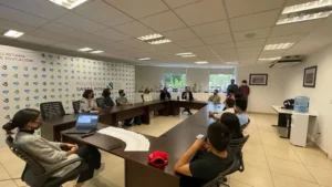 Estudiantes becados de la UPSRJ viajarán a Canadá 2 Estudiantes becados de la UPSRJ viajarán a Canadá