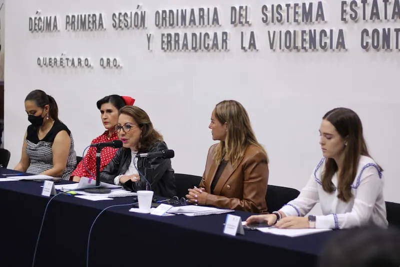 Fortalecen acciones contra violencia hacia las mujeres en Queretaro 2