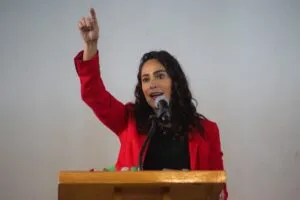 -Política-Lealtad y respeto a la institución, valores que deben prevalecer en el PRI: Abigail Arredondo 2 Lealtad y respeto a la institución, valores que deben prevalecer en el PRI Abigail Arredondo
