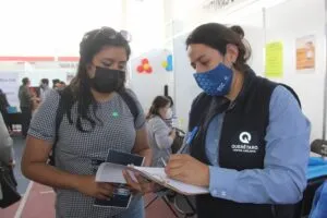 Ofertan mil vacantes en Feria de Empleo para la inclusión laboral de la juventud en Querétaro