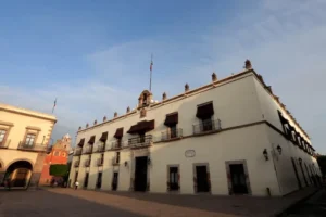 Querétaro, uno de los estados mejor calificados por sus finanzas sólidas y estables 2 Querétaro, uno de los estados mejor calificados por sus finanzas sólidas y estables