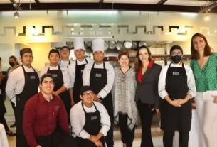 Reinauguran restaurante La Maria y Compania del IGES 2