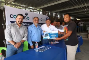 SEDEA entrego apoyos a productores acuicolas y pesca del semidesierto de Queretaro 1