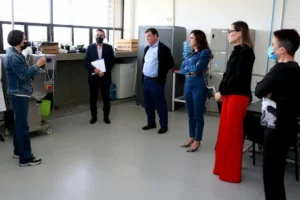 UTC y empresa Cartones Ponderosa firman convenio 2 UTC y empresa Cartones Ponderosa firman convenio