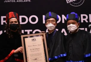 UTEQ entrego Doctorado Honoris Causa a Embajador de Corea en Mexico 2 1