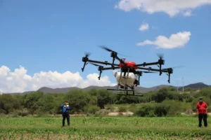 Unidad de Riego San Pablo de Tolimán recibe dron por parte de SEDEA 3 Unidad de Riego San Pablo de Tolimán recibe dron por parte de SEDEA