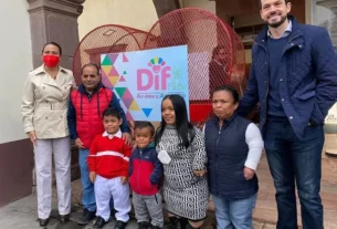 Amealco primer municipio del estado con escalon universal para personas de baja estatura 2