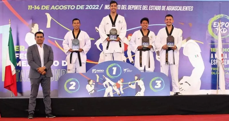 Atletas queretanos en preseleccion rumbo al Campeonato Mundial de Taekwondo 2