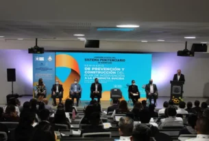 CESPQ llevo a cabo el seminario de Prevencion a la Conducta Suicida 2