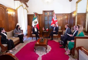 Mauricio Kuri se reunio con el embajador de Reino Unido en Mexico
