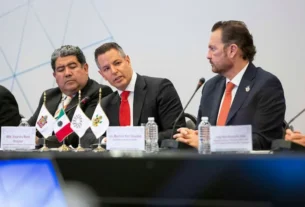 Nombran a Mauricio Kuri como coordinador de la Comision de Energia 1
