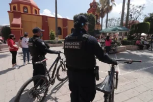 Queretanos incrementan confianza en Policía Estatal 3 Queretanos incrementan confianza en Policía Estatal