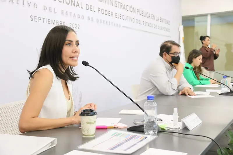 Secretaria del Trabajo comparece ante diputados de la Lwgislatura de Queretaro 2