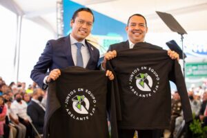 Secretario Particular asistió al 1er Informe de Gobierno del Presidente municipal de SJR