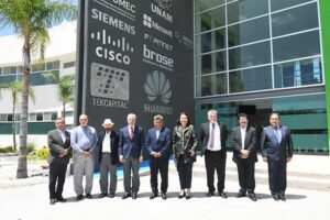 UTEQ busca estadías de estudiantes y profesores en Estados Unidos