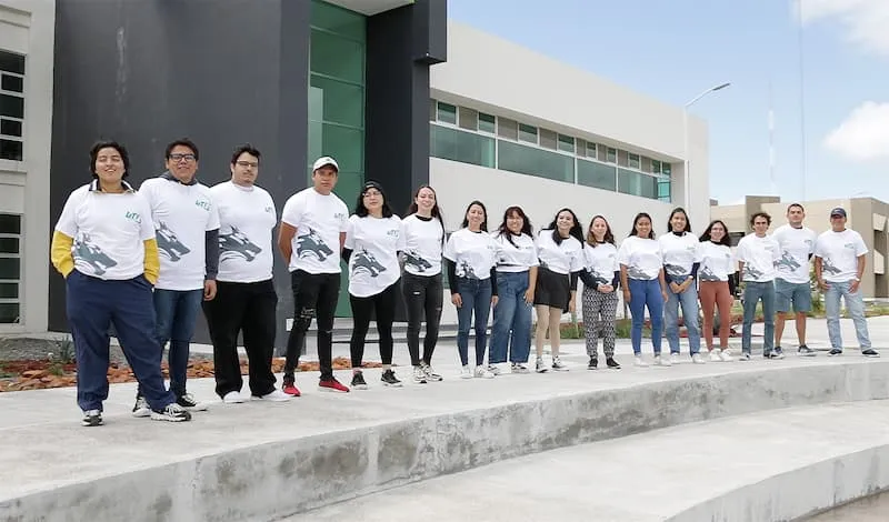 Alistan estancia academica de estudiantes de la UTC en Canada