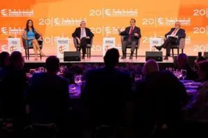 Clausuran 20ª edición de la México Cumbre de Negocios
