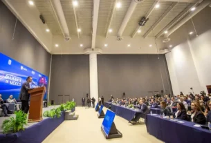 Mauricio Kuri participo en Foro Regional de Desarrollo del Diamante de Mexico