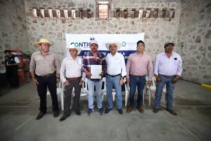 SEDEA entregó apoyos a productores de La Valla, San Juan del Río